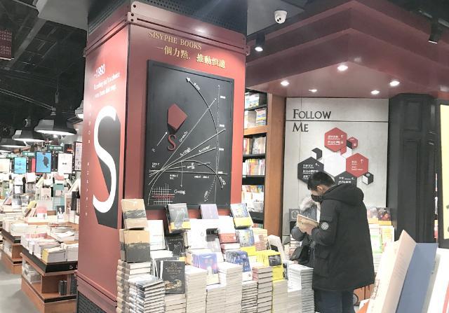 马云让实体店纷纷倒闭？那以后的租金还这么贵吗？业内人士这样说！