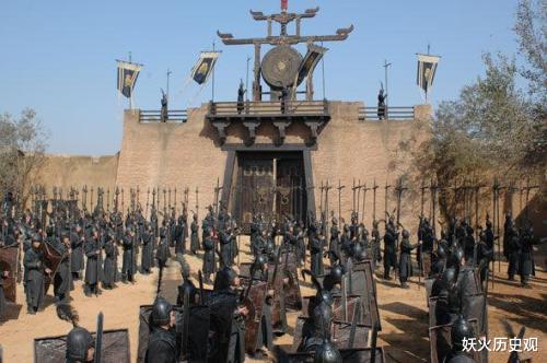 |在古代的大族人家里，假如长子去世了，长孙和次子谁的权利更大？