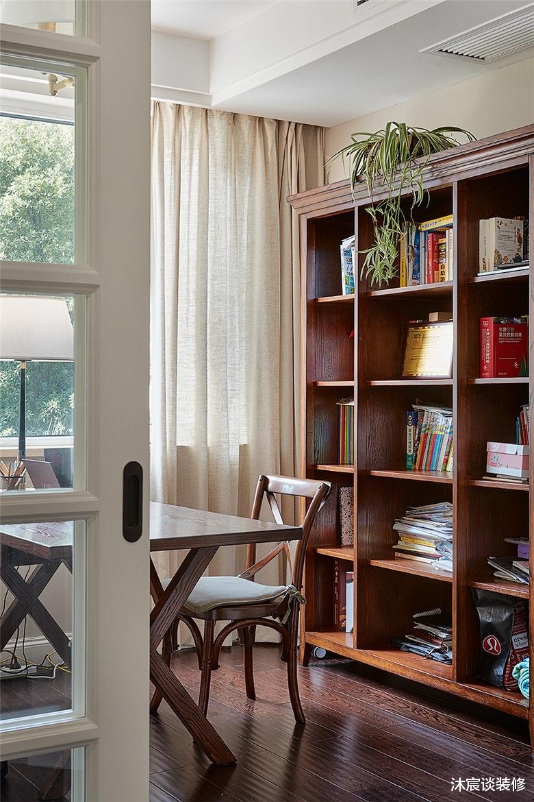 |一家三口的简美复式，全屋简洁大气，温馨淡雅，让人深深为之着迷