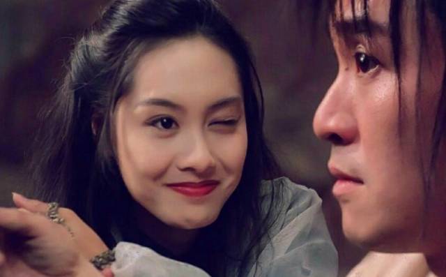 伍咏薇▲她刚被富豪娶进豪门，不到两周丈夫去世，继承亿万家产成富婆