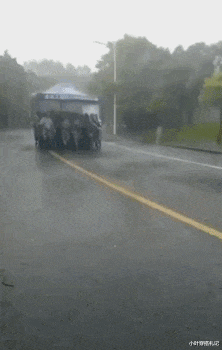 按摩|“如果你是按摩师，你看到这样的身材会怎么想？”哈哈哈哈哈太刺激了