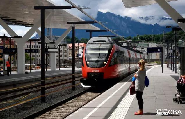 澳大利亚|该国遇60年来最大经济危机,试图投2200亿来挽回,会有成效么?