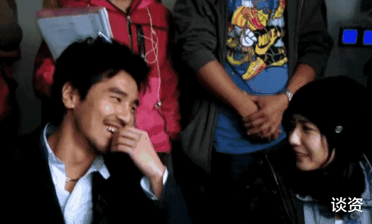 高圆圆|41岁高圆圆生图曝光,长发披肩灵动可人,当妈后颜值依旧巅峰