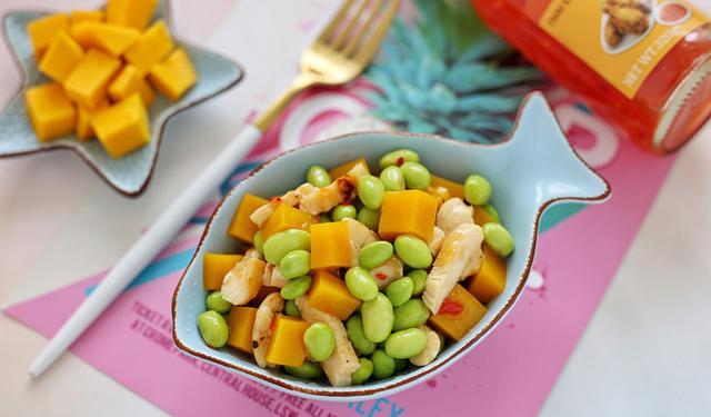 「胡萝卜」晒晒我一周减脂餐，每天不重样，体重掉了，裤头松了，满满成就感