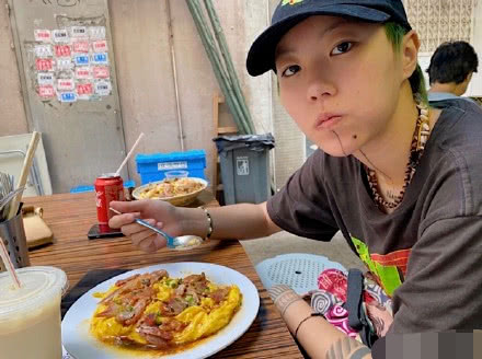 刘亦菲@花木兰试镜片段曝光，窦靖童杨采钰蓝盈莹参加了，自信不输刘亦菲