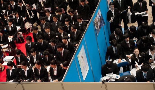 制造业 一工难求？月薪近万没人愿意来，人口大国为何出现“用工荒”？