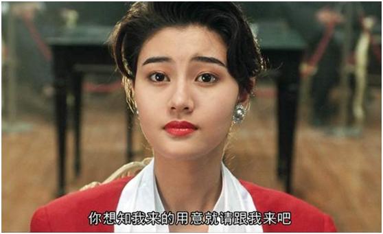 【李嘉欣】50岁李嘉欣罕晒近况，9000平米“许氏大宅”映入眼帘，价钱达14亿