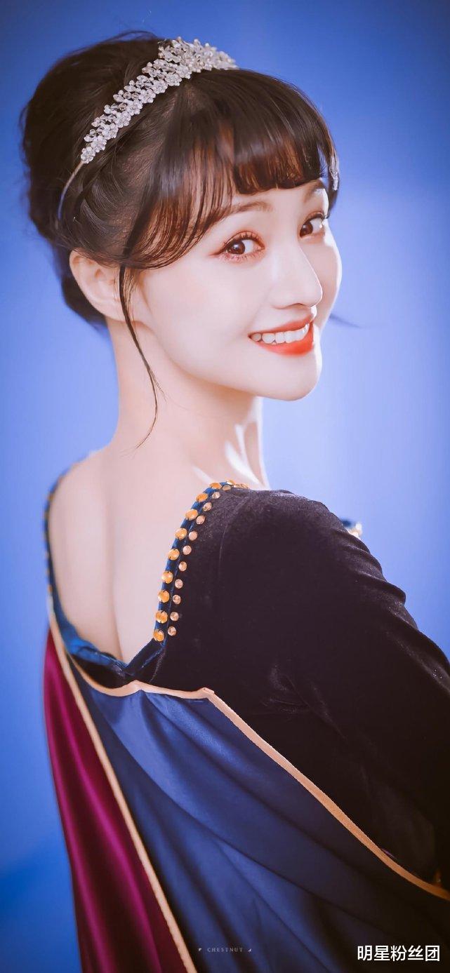 郑爽|爽言爽语又更新了，郑爽的微博全是白话文常用字，但是完全看不懂