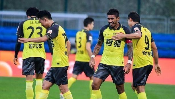 |广州恒大首个离队之人曝光，已有球队接触，球迷开始欢呼