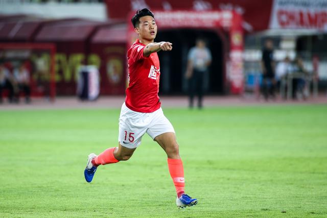 #严鼎皓#恒大阵中的超级新星，注定成为恒大未来的重要拼图