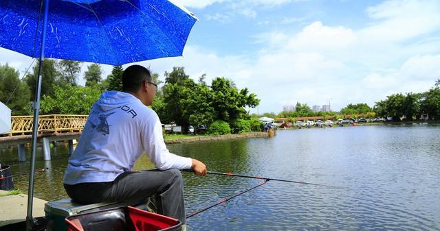 ：带双饵调平水钓2目，带双钩调4钓2，两者的区别竟然这么大