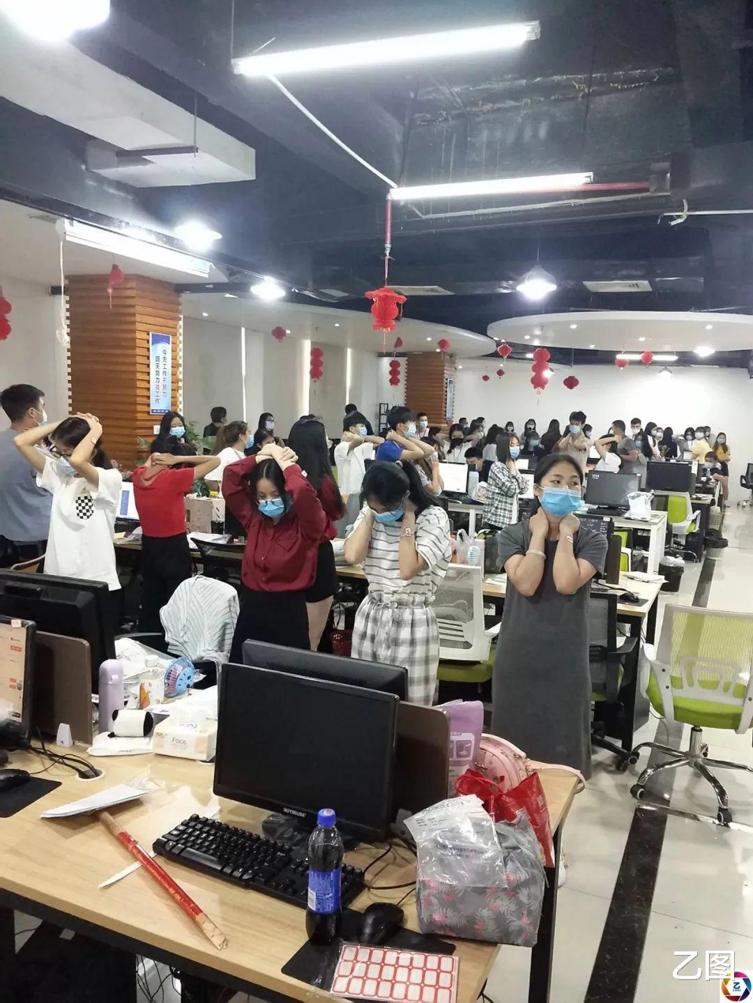 「合肥」一张模特卡牵出一个犯罪团伙，被骗的都是美女，警方行动抓170人