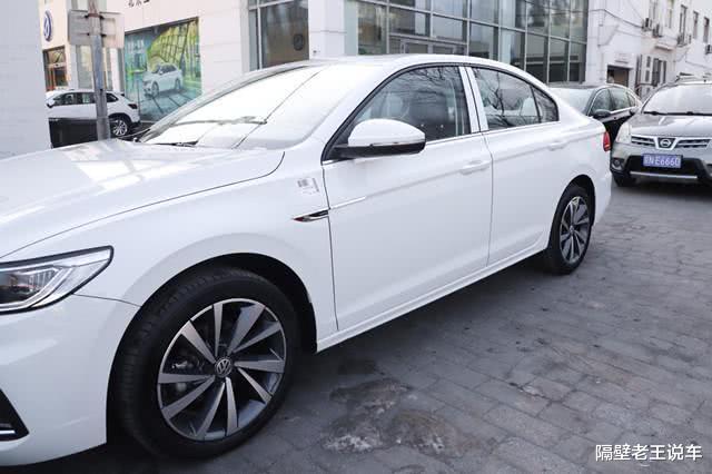 「大众汽车」又一大众车成功了！自动挡从近11万降到5.8万，30天狂甩23808台
