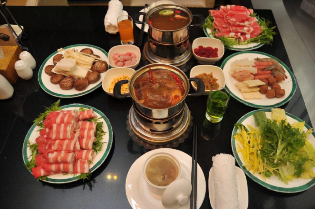 火锅|去吃火锅自助，店老板最不想看到顾客拿的几样食材，成本太高！
