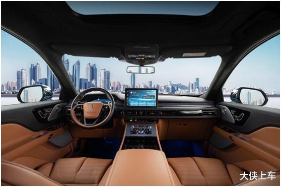 「SUV」探店全新林肯飞行家：50万起步，配置却如此给力！真正的豪华来了！