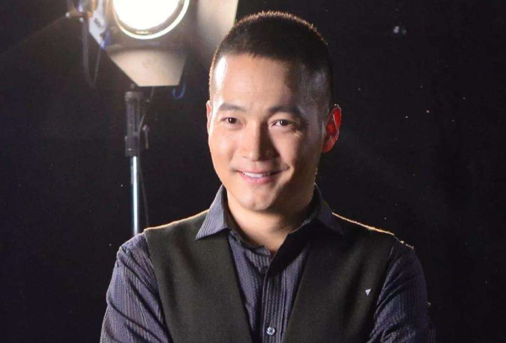 喻恩泰|喻恩泰事件牵涉5位女星，沈梦辰谭卓不吭声，只有她当面拒绝