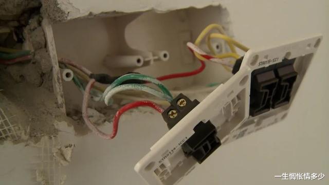 「扎心」扎心！南宁一女子买的“精装房”交房半年未得入住