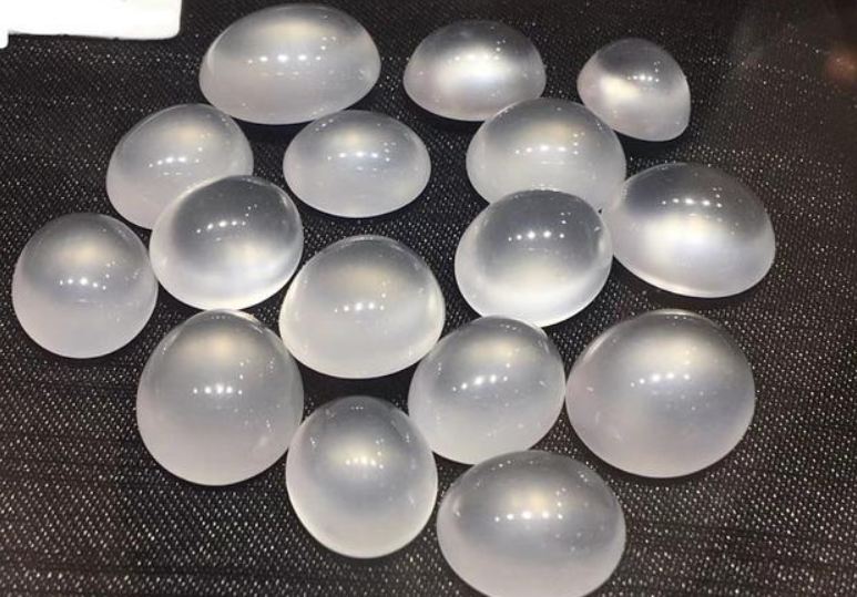 翡翠|像极了的翡翠替身，光看外表没人认得出，可千万要小心了！