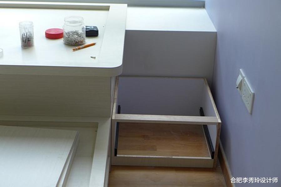 「」头疼，就剩一间8平房，怎么挤下两娃？靠窗打个阶梯式地台床！比上下铺实用