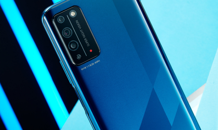 高通骁龙|三星S10直降2500元，骁龙855+2K高清屏幕，为何无人问津