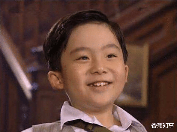 「」《情深深雨蒙蒙》中的尔杰长大了，如今28岁样子，帅的不敢认