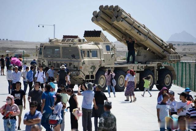 钻地弹|中国火箭炮射程能覆盖印度新德里和台湾全境，你管这叫火箭炮？