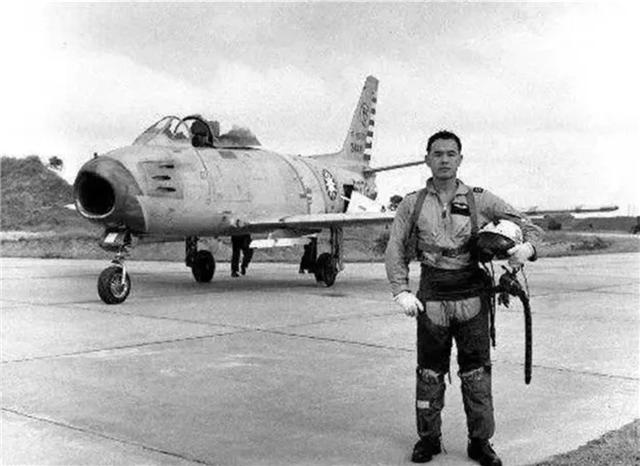臆说古史|1989年，冒着生命驾驶战斗机，从台湾飞回大陆的林贤顺，后来怎样