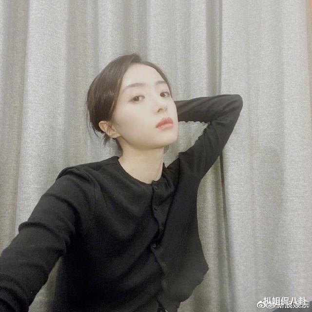 张铭恩|胡冰卿爆聊天记录了,里面张铭恩教她手撕徐璐,这也太渣了吧