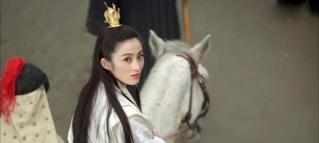 高圆圆|她是“周芷若”的第一人选，因拍《还珠》错过，意外成就了高圆圆