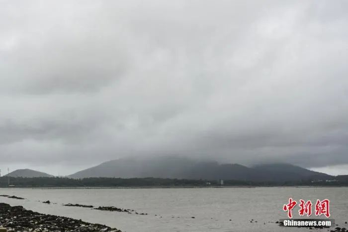 【台风】来势汹汹！台风“鹦鹉”登陆，局地或遭12级大风！