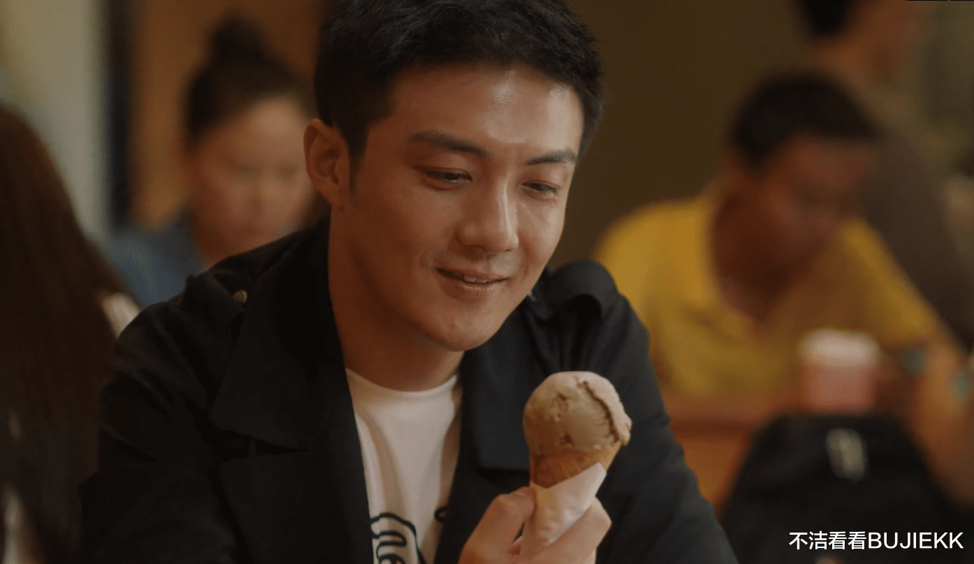三十而已|《三十而已》顾佳从小票发现问题,冰淇淋价格也是导演的小心机