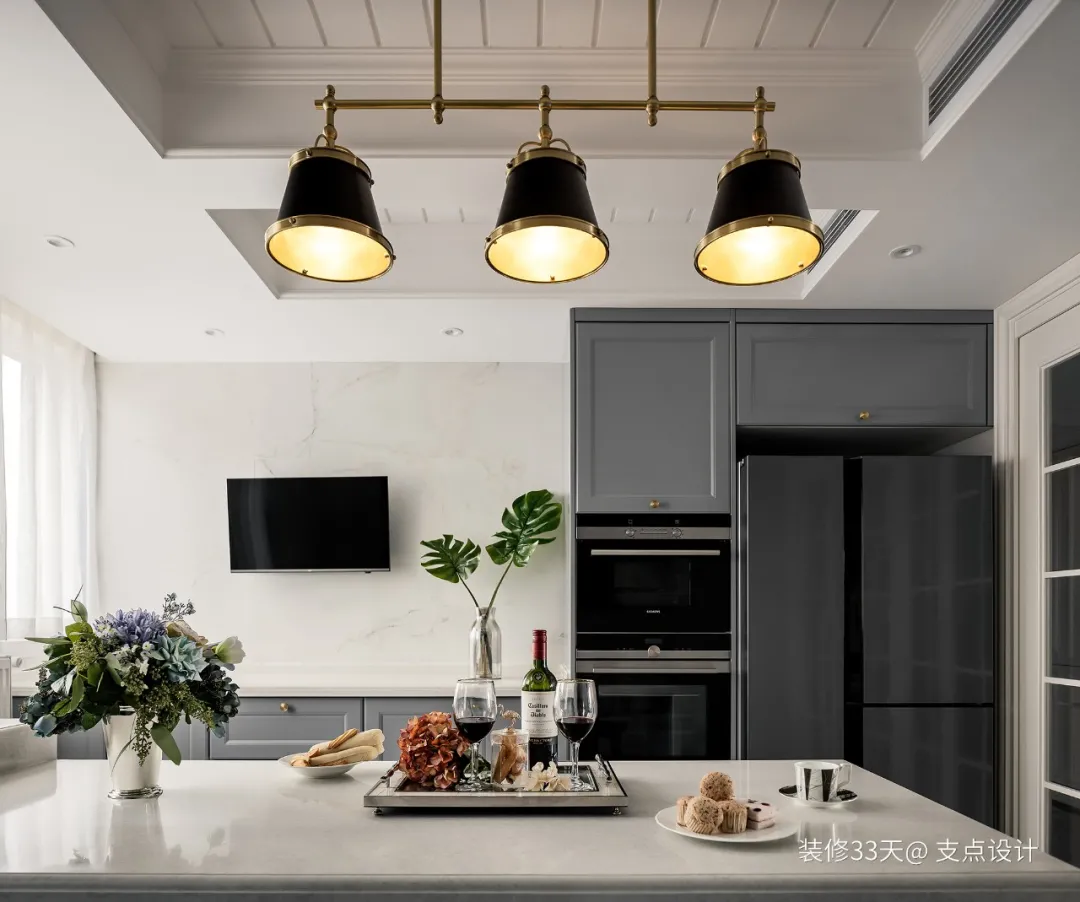 【蓝调】装修设计：餐厨合一，配色耐看，160平蓝调简美四室