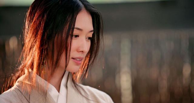 林彪|曹操强占张绣的婶娘邹氏差点丢了性命，他后来怎么样处理邹氏了？