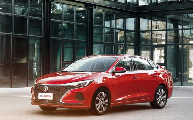 王者荣耀▲最新！长安逸动PLUS上市，蓝鲸1.4T+中控大连屏，7万起还买朗逸？