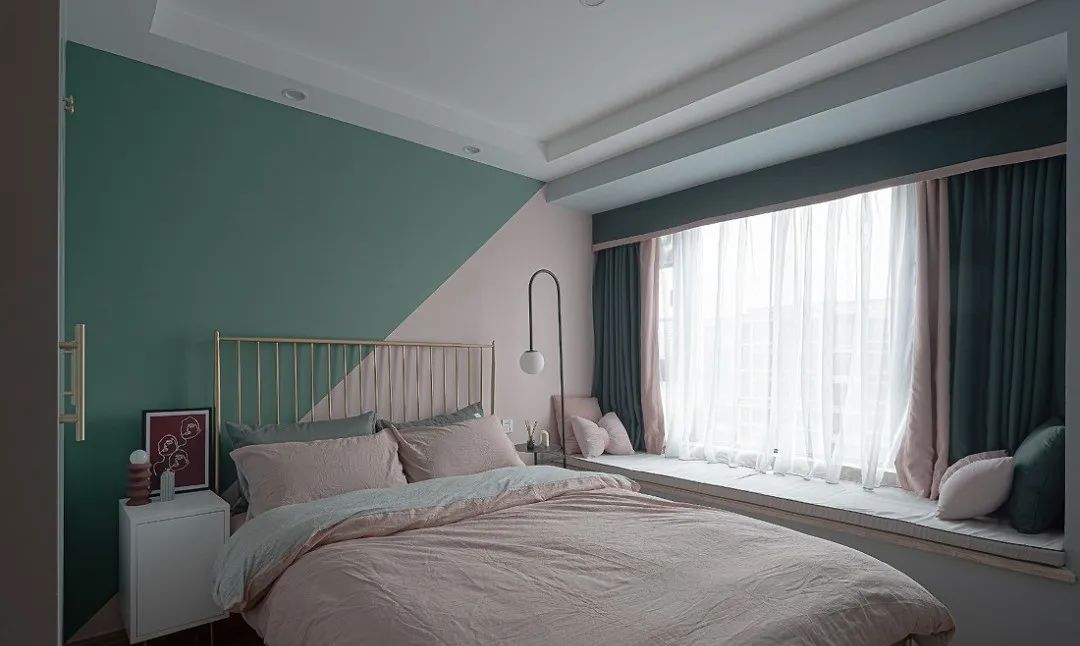 粉色▲90㎡轻奢北欧风格装修，高颜值拼色墙时髦有腔调！