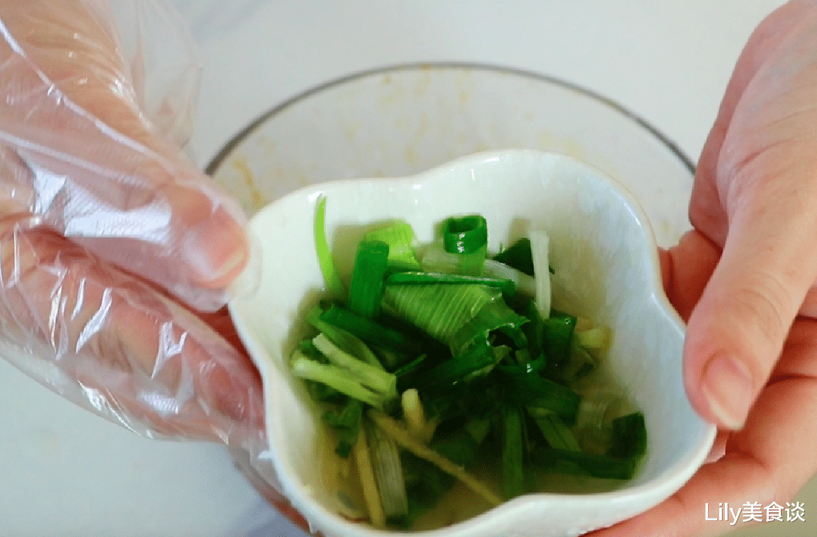 牛肉|牛肉怎么腌才更鲜嫩？大厨10年经验分享，牛肉不干不柴，鲜嫩又入味
