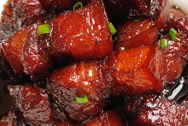 红烧肉@炖猪肉时,有种调料不能放,否则猪肉又老又柴,很多人都不懂