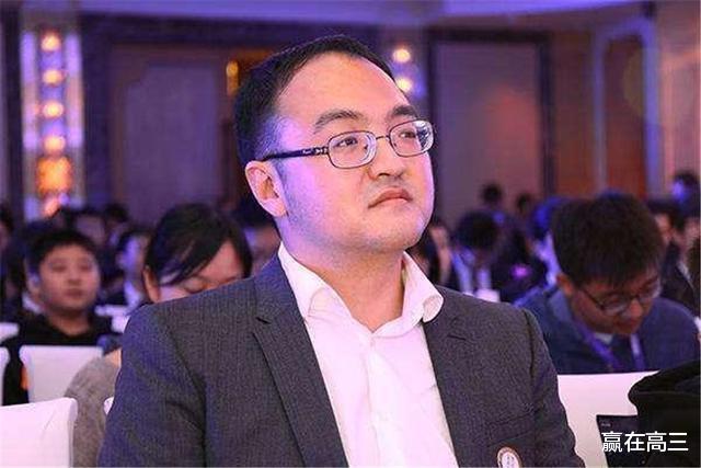 数学|当哈佛和北大清华高材生涌入街道，你还会指责许晨阳的“出走”吗