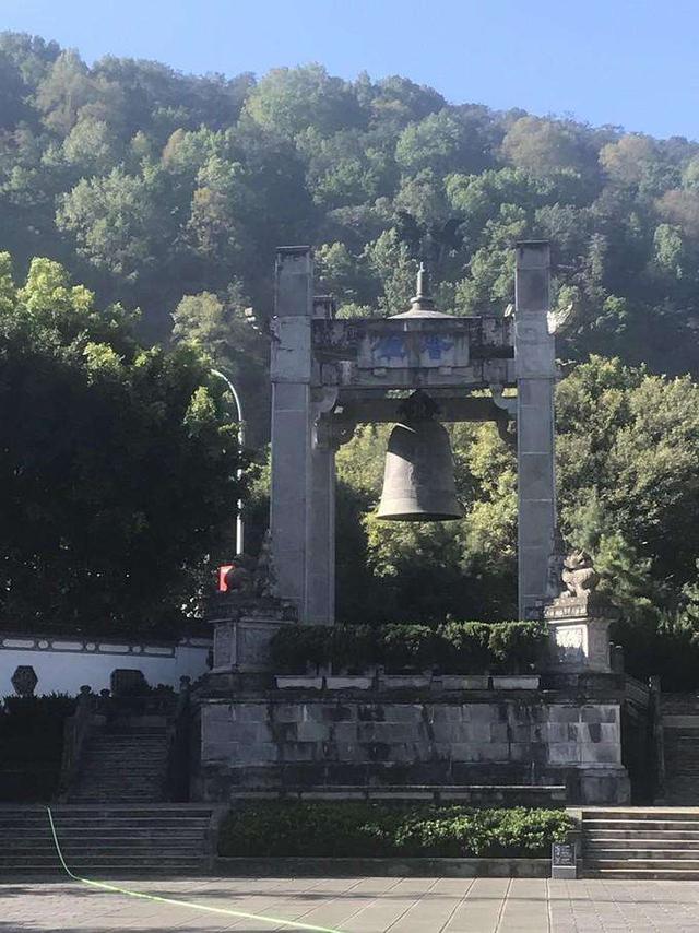 【日本】永久跪在中国的4名日本兵，日本多次要求拆掉，中国：3个条件