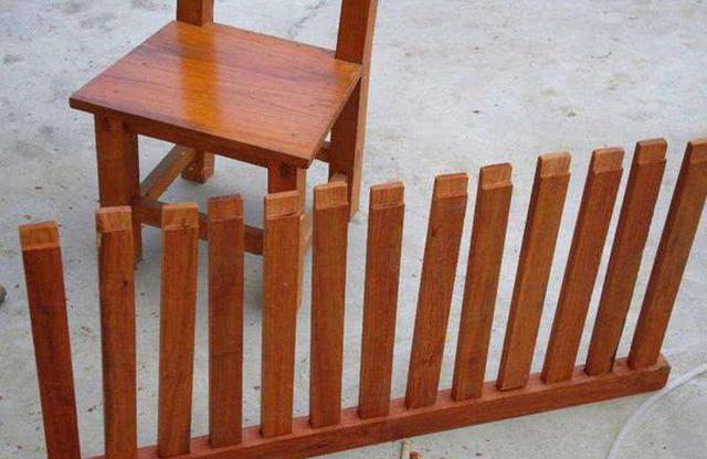 退休木匠亲手用木板做了个茶几，竟有人叫价2000块钱想买