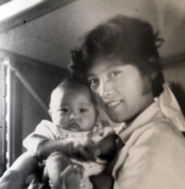 #演艺圈#80年代十位女星母子照，星二代颜值普遍高，林芳兵儿子已进军演艺圈