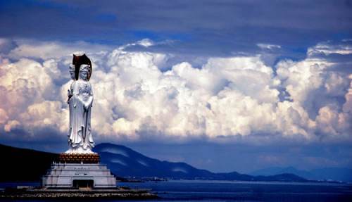 南海观音|还记得耗资8亿的“南海观音”吗？备受人们质疑后，现在怎样了？