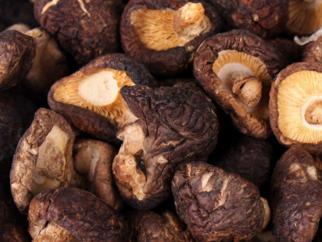 #肝脏#天然“强肝剂”发现了，平时放开肚皮吃它，排出肝毒，远离肝病！