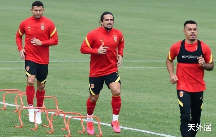 金信煜■3-0！国足下个对手也赢了，沙拉维金信煜考验李铁，国安0-2