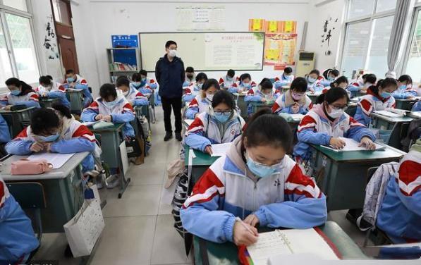 「期末考试」教育局通知,期末考试取消,暑假时间不变,高考迎来四大变化