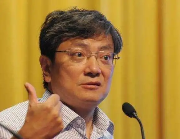郑强|还记得网红教授郑强吗？扬言要将英语踢出高考，后来结果呢