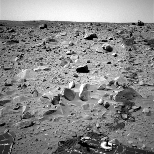 火星|探测器发回照片，火星发现形似“士兵”的物体，是真的吗？