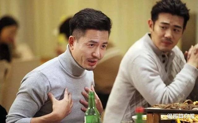 「燃烧」《燃烧》中的70后：有人上过春晚，有人做过主持人，而他曾是摇滚少年
