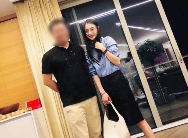 |联合炒作？郑爽“怒斥装修公司”事件再反转，一通神操作看呆网友