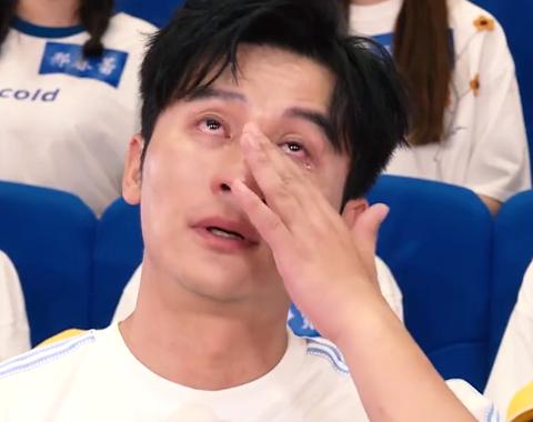 奔跑吧兄弟|得知《奔跑吧》录制100期时，李晨郑恺落泪，谁注意baby的举动